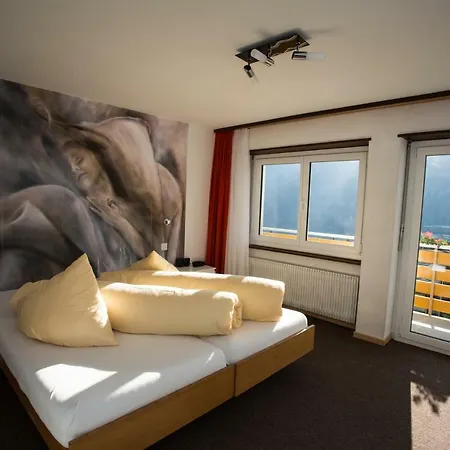 Hotel Eden