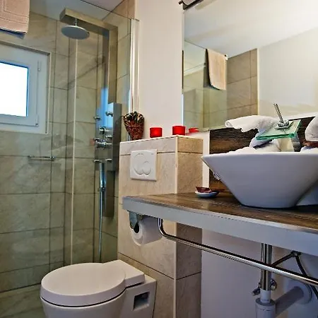 Eden Hotell